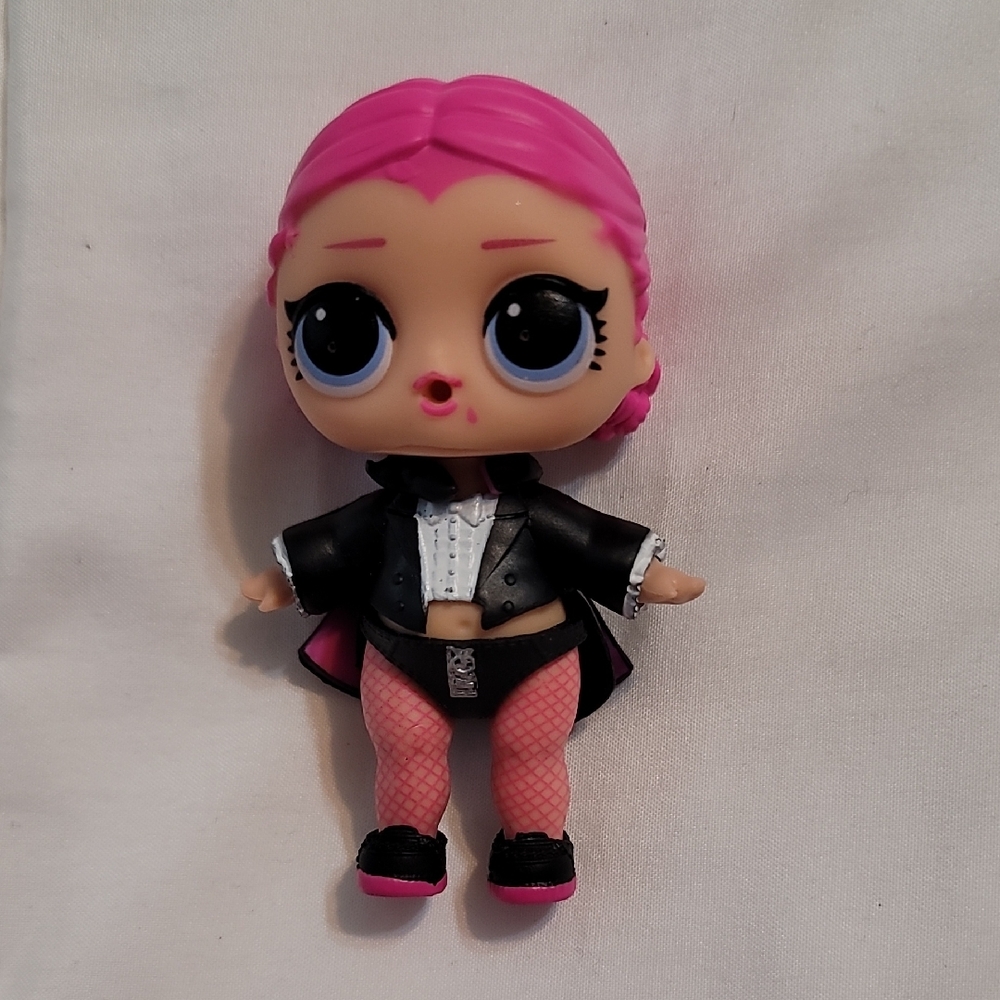 LOL Surprise Countess Vampire Goth Girl Doll Big Sister Under Wraps